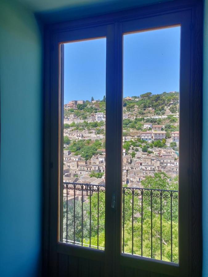 Le Stanze Del Cioccolato Bed & Breakfast โมดิกา ภายนอก รูปภาพ