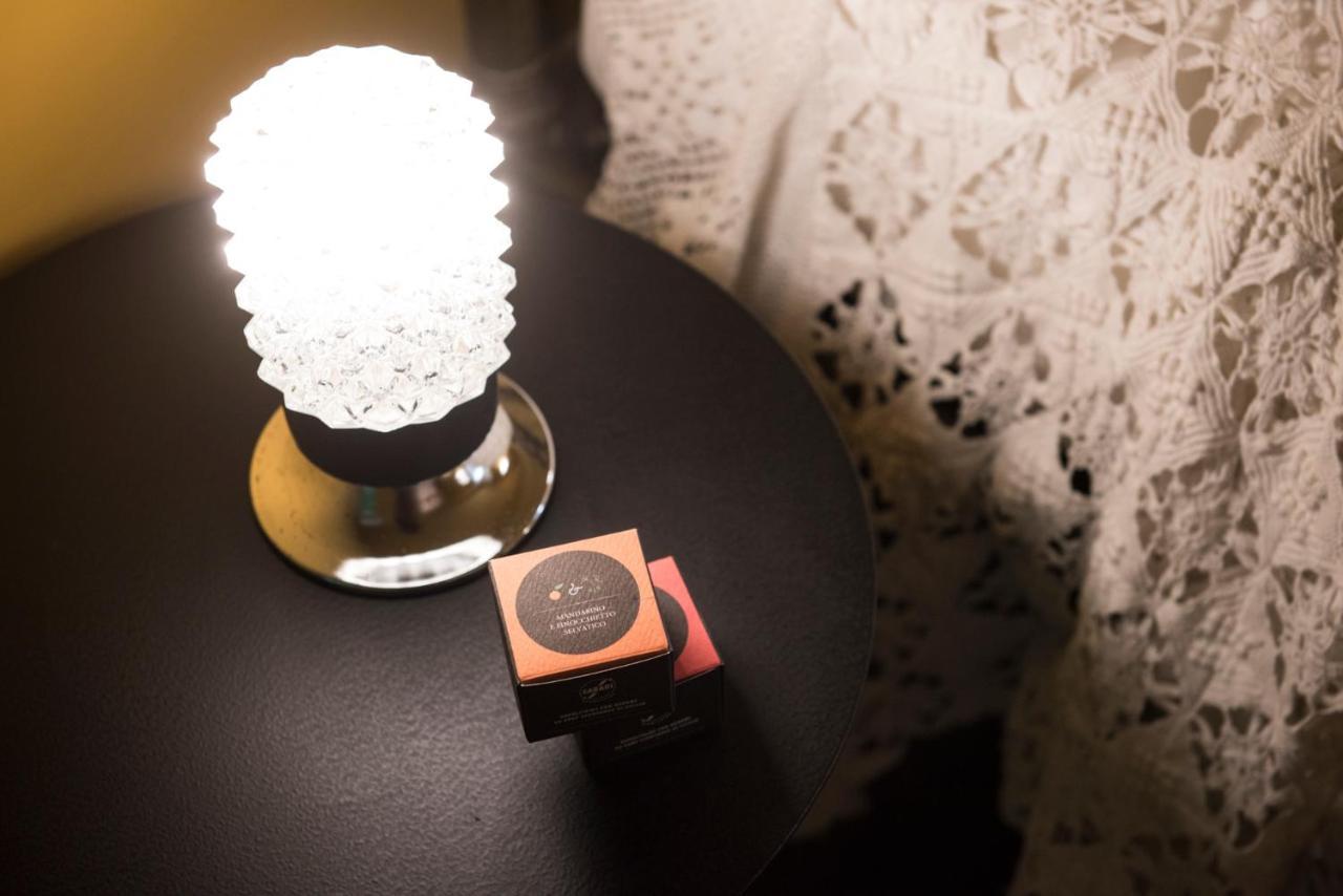 Le Stanze Del Cioccolato Bed & Breakfast โมดิกา ภายนอก รูปภาพ