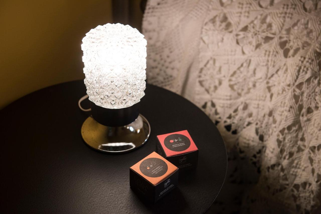 Le Stanze Del Cioccolato Bed & Breakfast โมดิกา ภายนอก รูปภาพ