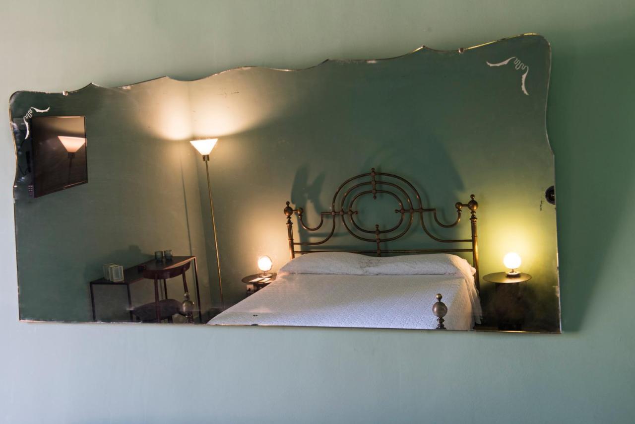 Le Stanze Del Cioccolato Bed & Breakfast โมดิกา ภายนอก รูปภาพ